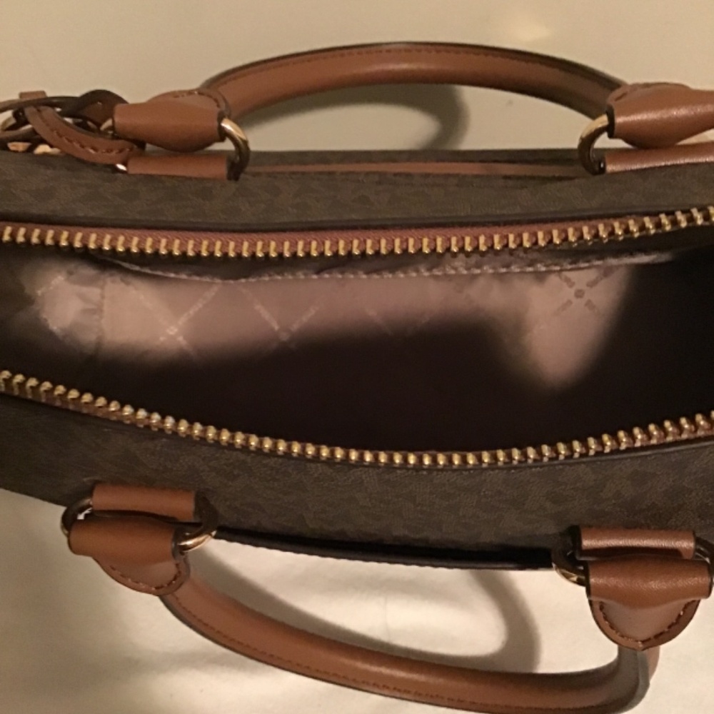 🔥Michael Kors, NWOT, see photos, - Picture 9 of 12